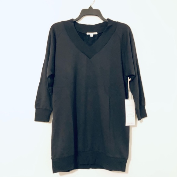 Threads 4 Thought Mazie Fleece Pullover (Black) - Picture 2 of 6